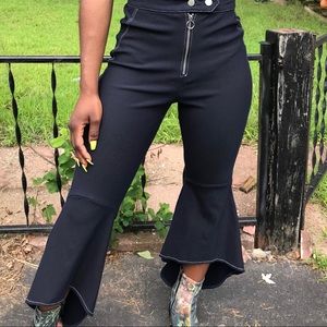 Never worn stretch bell bottom


Sz Small